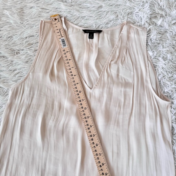 Banana republic size medium. - Picture 11 of 16